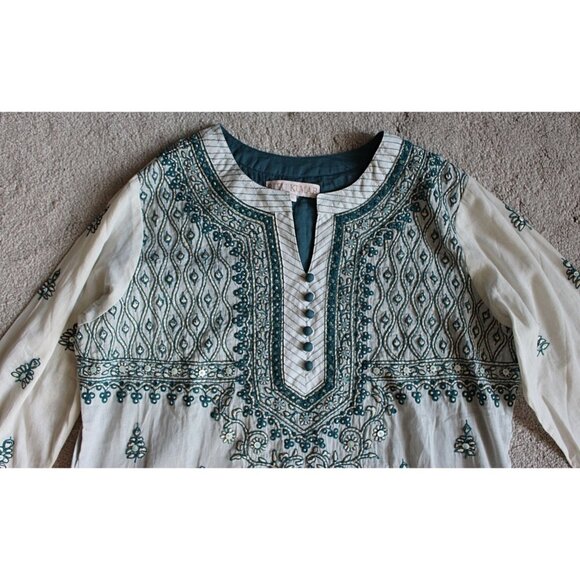 Ritu Kumar - Beautiful Embroidered Kurta Kaftan - Double Layer, Embellished - S - Picture 4 of 11